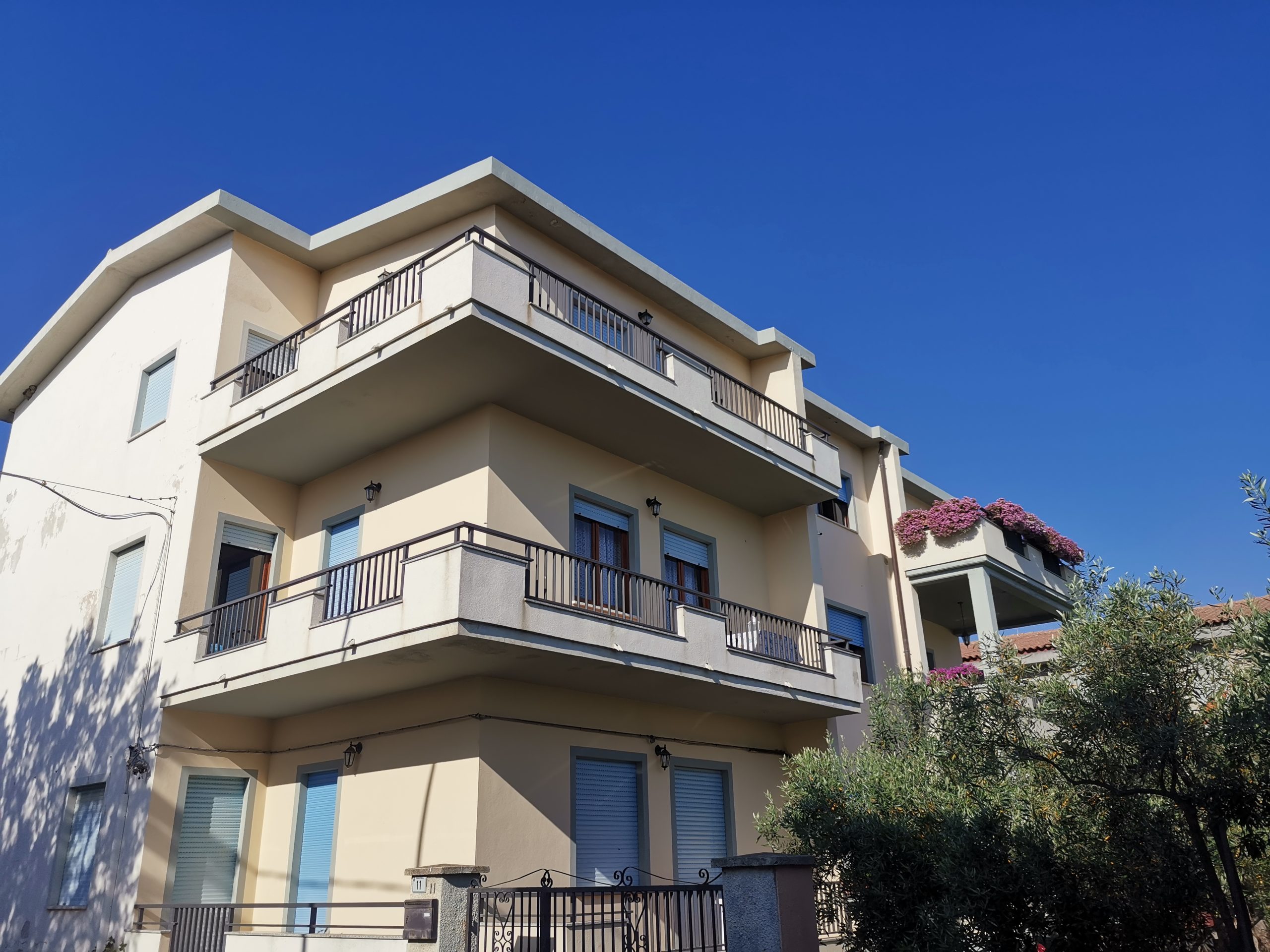 2022.06.18-AppViolet-LaCaletta_01 2022.06.18-AppViolet-LaCaletta_01